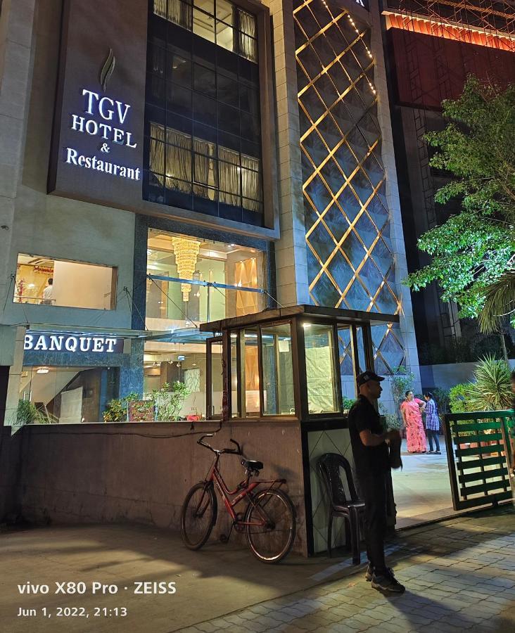Tgv Hotel Αχμπανταμπάντ Εξωτερικό φωτογραφία