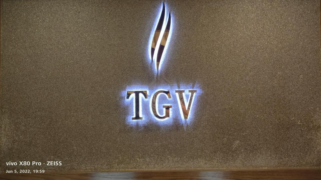 Tgv Hotel Αχμπανταμπάντ Εξωτερικό φωτογραφία